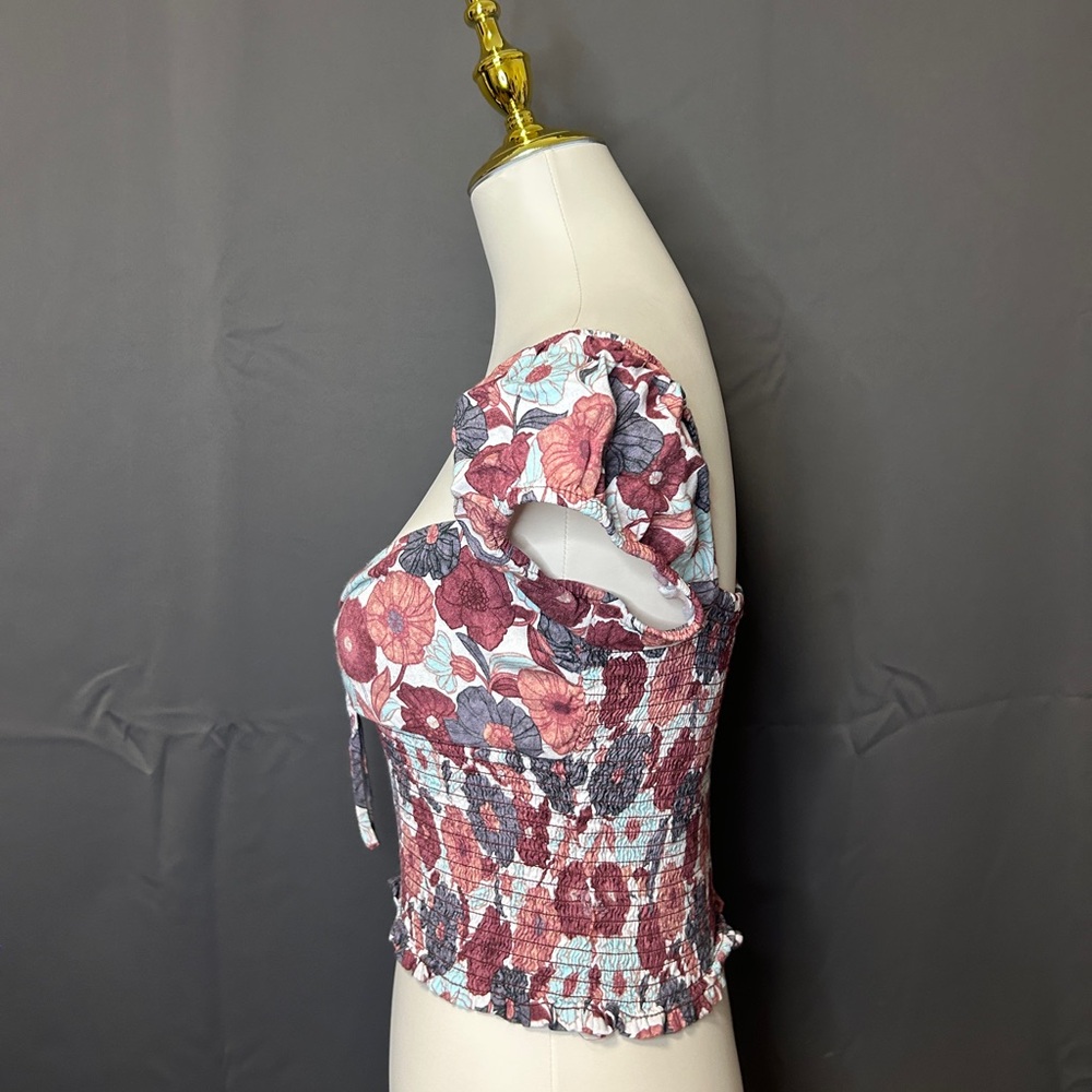 70s floral print with a modern twist! - Picture 2 of 5